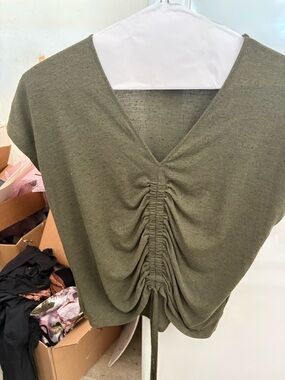 Women's Olive Green Ruched Front V-Neck Top 1 state XS